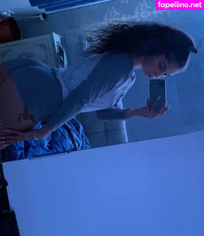 izzy.lewis_, izzyfeetpix Nude Leaked OnlyFans Photo #FVBAo3HoFU