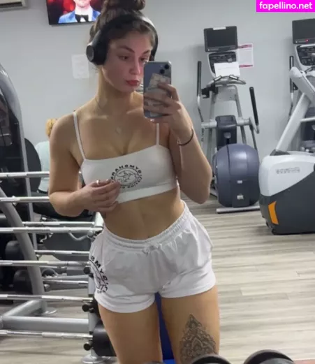 Izzy Lewis OnlyFans Thumbnail #xZRnyCXz1t