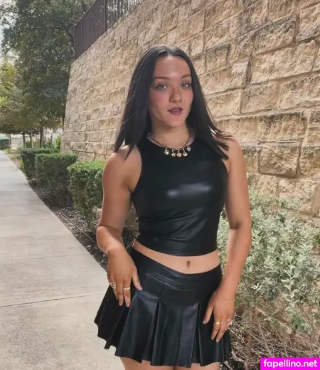 Izzy Moreno OnlyFans Thumbnail #vqfD6Vt6jZ