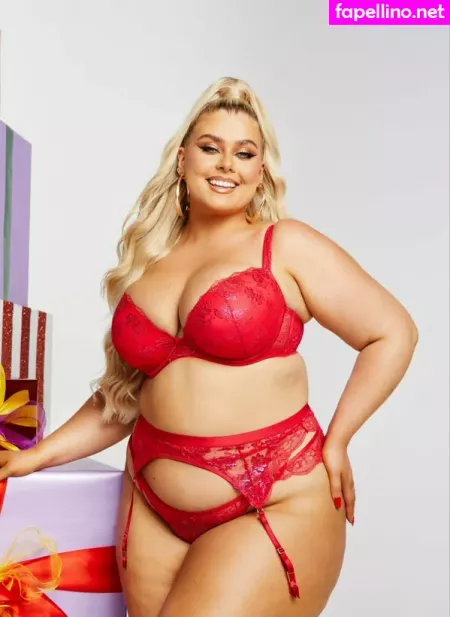 Izzy Nicholls OnlyFans Thumbnail #54O985OdNb