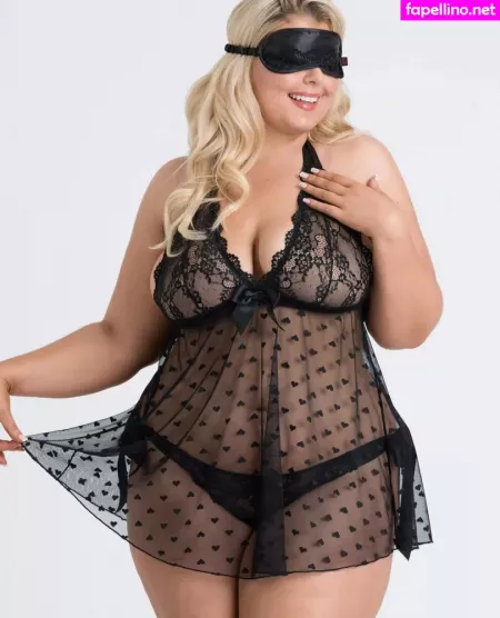 Izzy Nicholls OnlyFans Thumbnail #OdGkOa0mge