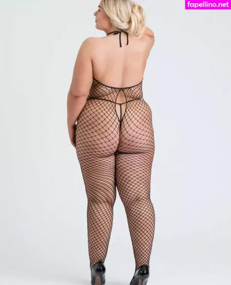 Izzy Nicholls OnlyFans Thumbnail #cIxGSVh6rB