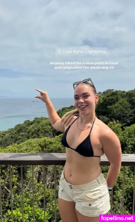 Izzy Swin OnlyFans Thumbnail #OKQbK1ntxY