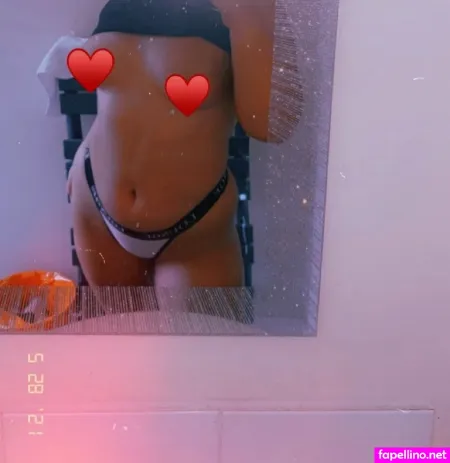 Izzyfreexox OnlyFans Thumbnail #UjCrudXaDI