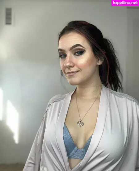 Izzyizzyy OnlyFans Thumbnail #XDhoNXGRi5