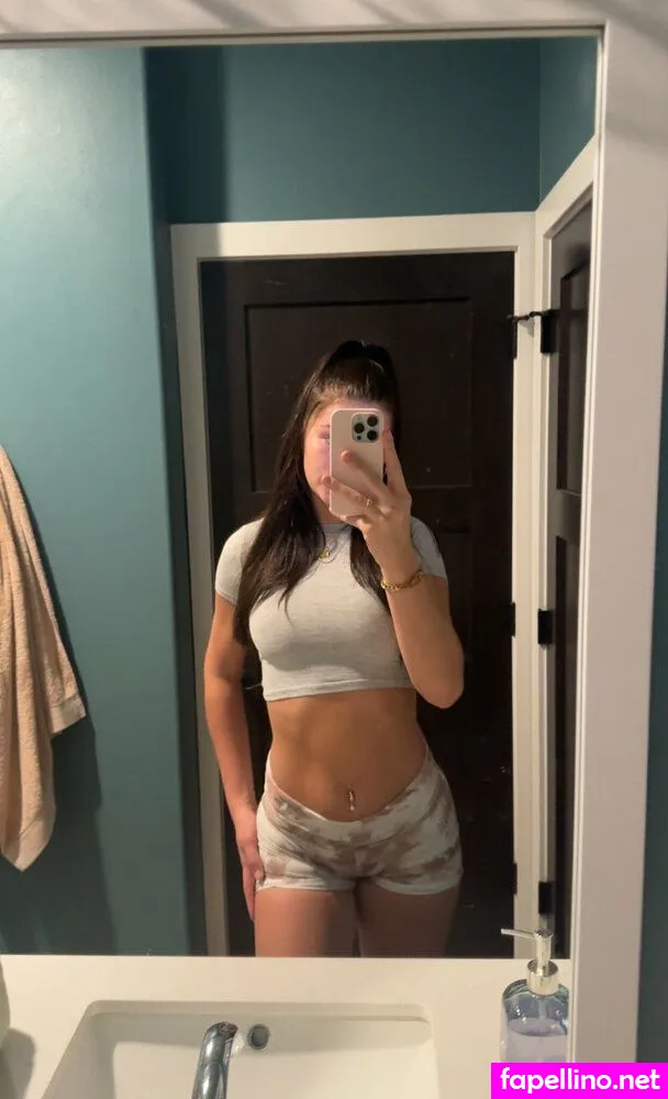 izzyliciousss, izzyliciousss_ Nude Leaked OnlyFans Photo #KW2PAuluAf