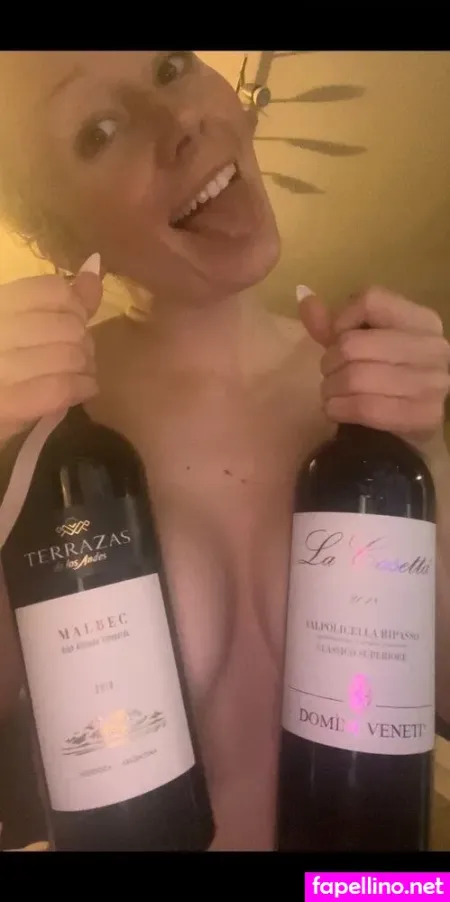 Izzypeaches21 OnlyFans Thumbnail #z89BMdLcnn