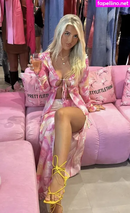 Izzytaffs OnlyFans Thumbnail #umykJAuCv7