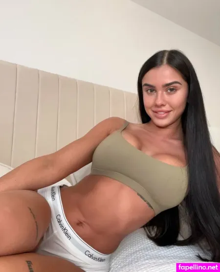 Izzywinterss OnlyFans Thumbnail #AqVH30fDyp