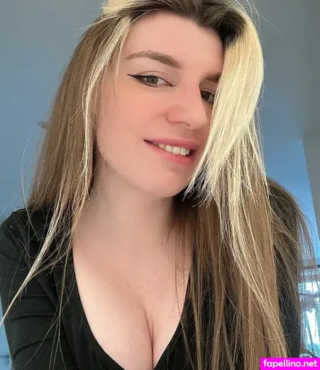 Izzywinterz 1 OnlyFans Thumbnail #VlUxvHAFco