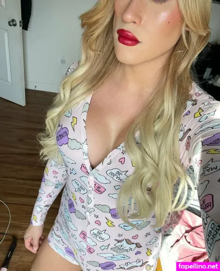 J Outrageous OnlyFans Thumbnail #HgNSbh1FYv