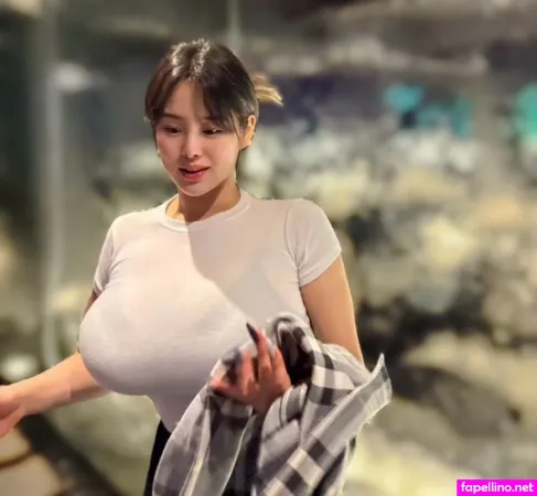 J U9 OnlyFans Thumbnail #GYJoDNmbiT