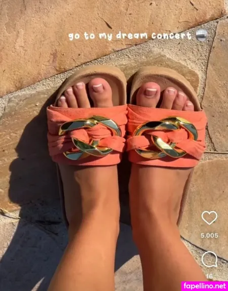 Jackie Alice Weiss OnlyFans Thumbnail #I4oMDvJwxU