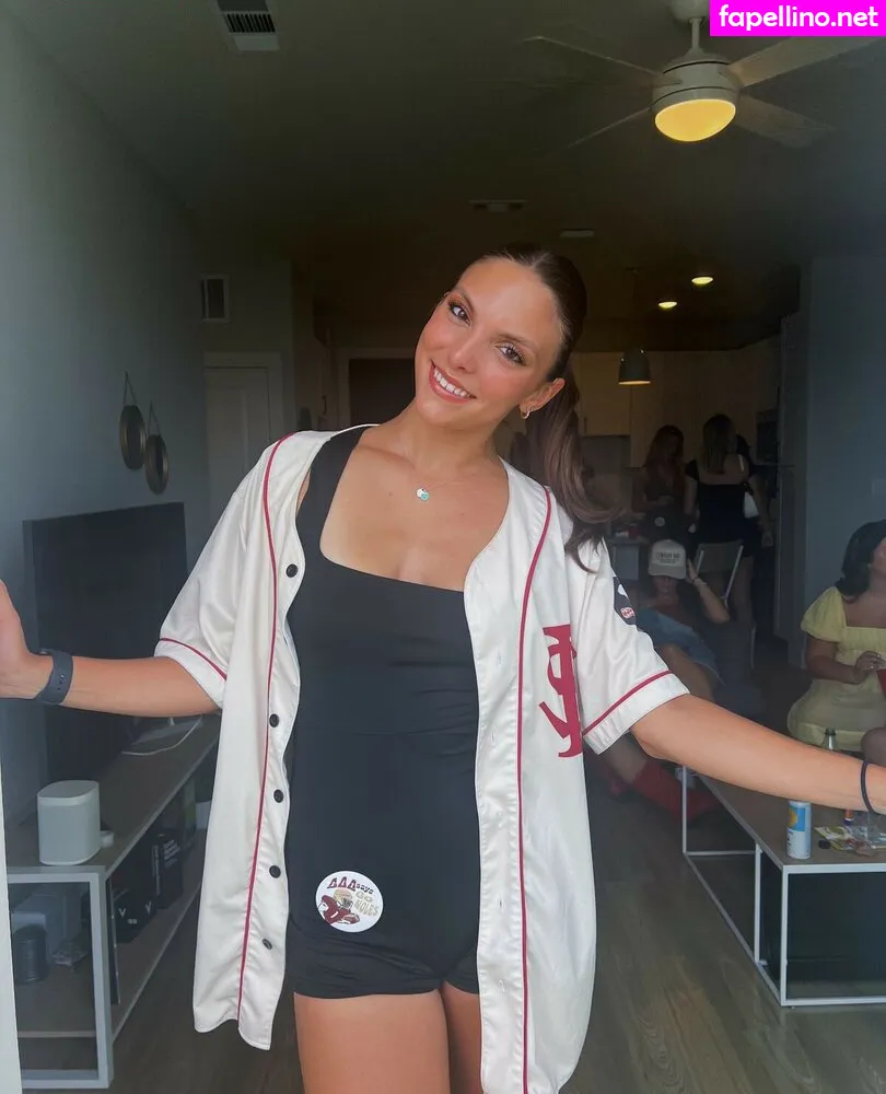 jackiearon_ Nude Leaked OnlyFans Photo #5AqXjZVlC4