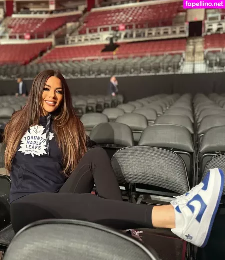 Jackie Redmond OnlyFans Thumbnail #0L0fXWMjaq