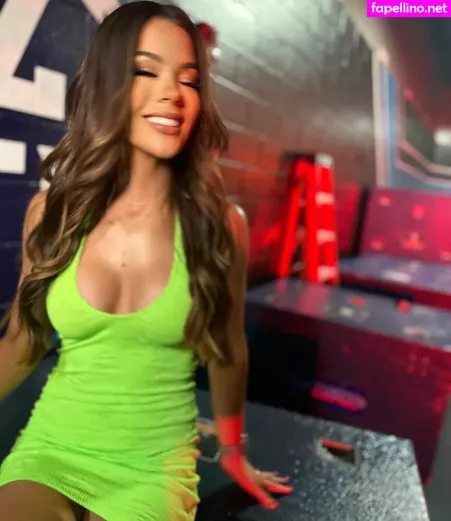 Jackie Redmond OnlyFans Thumbnail #1WhOmnLB6n