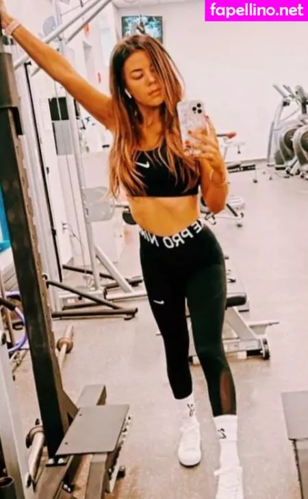 Jackie Redmond OnlyFans Thumbnail #XnUKeiURoZ
