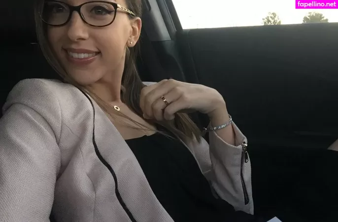 Jackiembutler OnlyFans Thumbnail #387npeQPfx