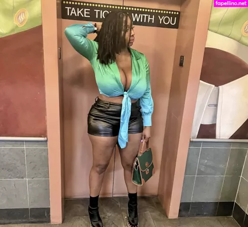 Jacking Uneek OnlyFans Thumbnail #AsJ5F9trfB