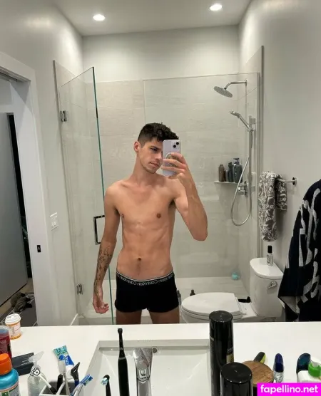 Jacksonxkrec OnlyFans Thumbnail #kyLFGbMTp6