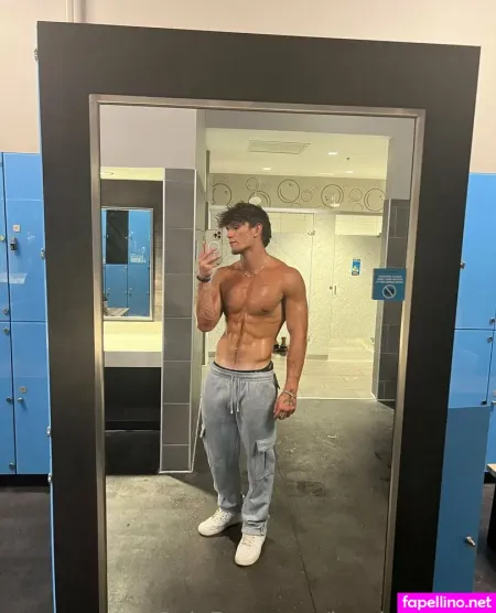 Jacobsavagee OnlyFans Thumbnail #74hKBmQlWs