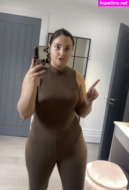 Jacqueline Jossa OnlyFans Thumbnail #eM3sAbBJZ4