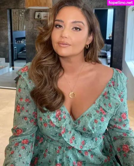 Jacqueline Jossa OnlyFans Thumbnail #mVYUeYwh54