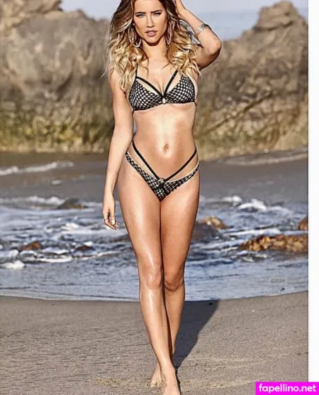 Jacqueline Macinnes Wood OnlyFans Thumbnail #KEgaGic5X7