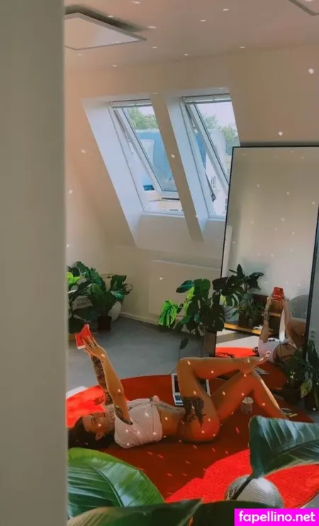 Jacqueline Orlova OnlyFans Thumbnail #P1YWfNuajH