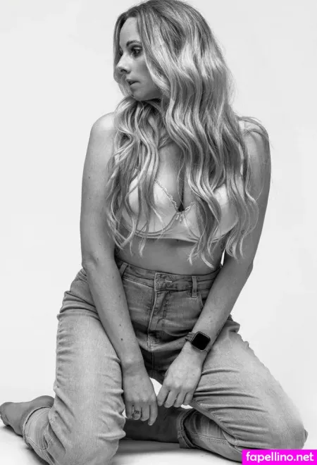 Jacqueline Sparrow OnlyFans Thumbnail #dDi3T90hSz