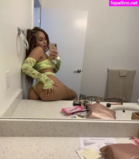 Jada Amor OnlyFans Thumbnail #yN8xULcjDA