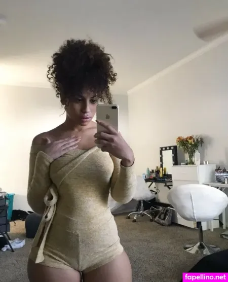 Jadaamor OnlyFans Thumbnail #R0mICZMuqu