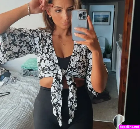 Jade 1 OnlyFans Thumbnail #iWwWuBPHQH