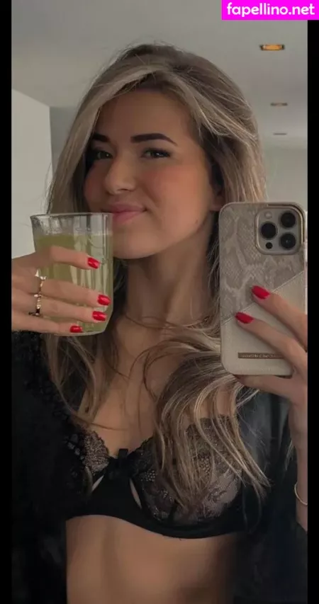 Jade Anna OnlyFans Thumbnail #pMqYBIrEtv
