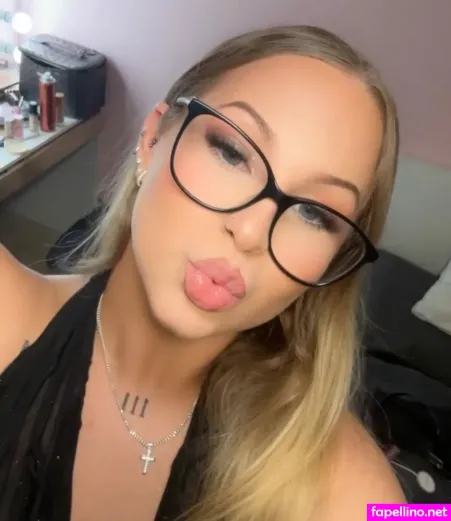 Jade Gabrys OnlyFans Thumbnail #KGXLSEdZmm