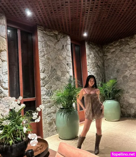 Jade Hallyday OnlyFans Thumbnail #6BGwx54DUF