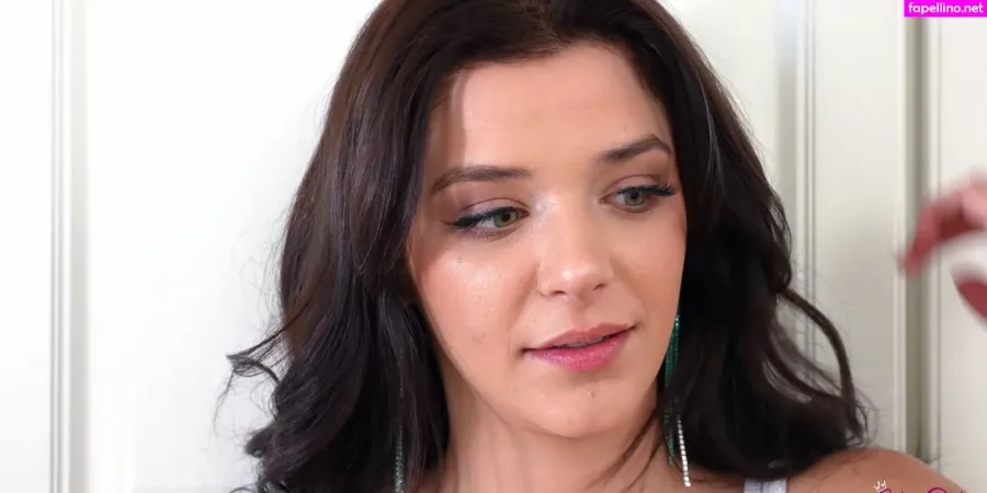 Jade Maris OnlyFans Thumbnail #FyE9HwGfXB