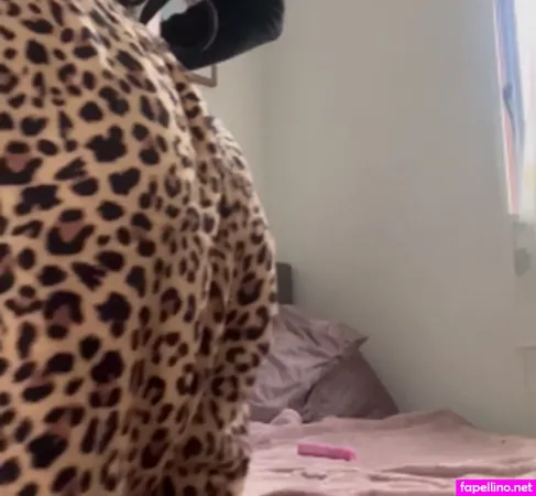 Jade Savan Main Profile Photo