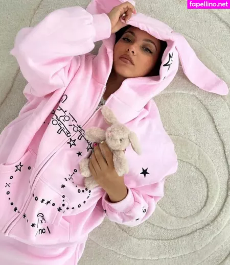 Jade Thirlwall 1 OnlyFans Thumbnail #qtE0OleaTJ