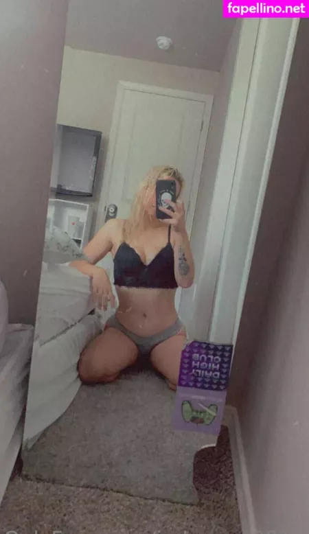 Jade Wes9811 OnlyFans Thumbnail #u2lTi4f9DF