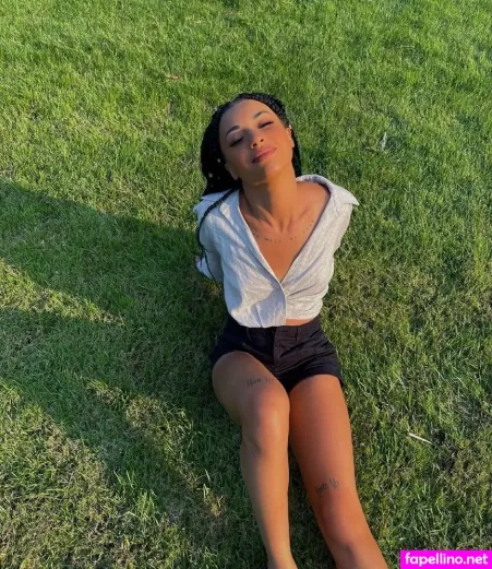 Jadealis OnlyFans Thumbnail #IfIJC8td9K