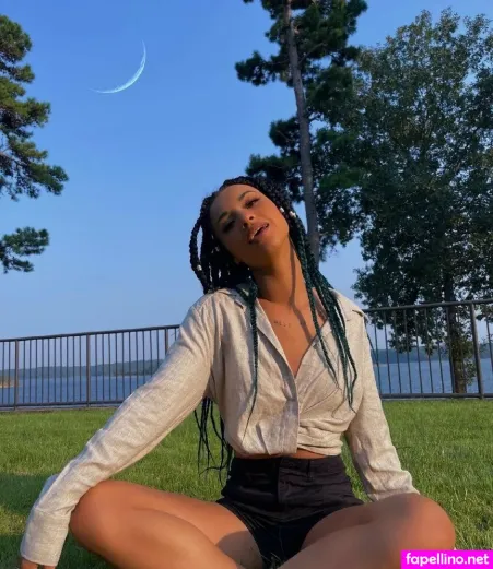 Jadealis OnlyFans Thumbnail #oUCRfpHxnO