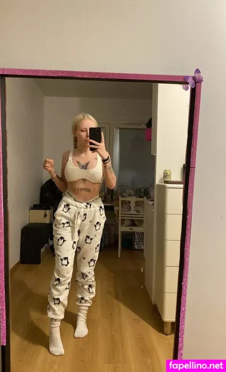 Jadebeib OnlyFans Thumbnail #J7CiVvGJjZ