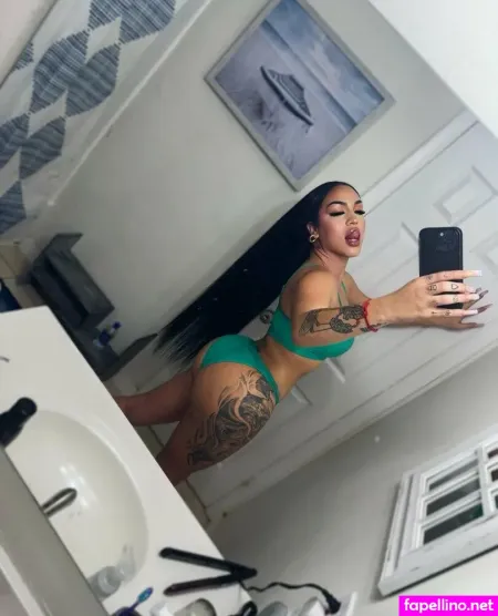 Jadegotpeach OnlyFans Thumbnail #2wvl3a39yN