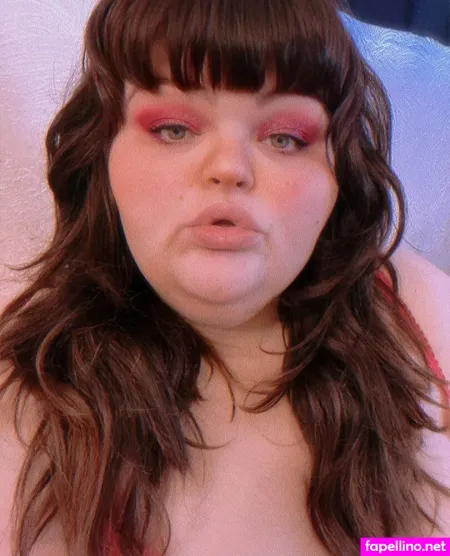 Jajaloves2sing Main Profile Photo