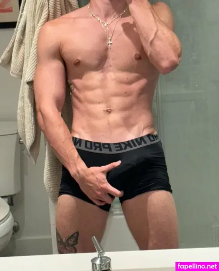 Jakeblaze OnlyFans Thumbnail #CSWUJmpIYm
