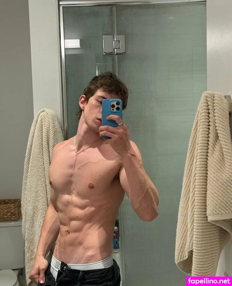 jakeblaze, jakeblazexx Nude Leaked OnlyFans Photo #Og3P2Y7R7h