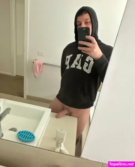 Jakeriley305 OnlyFans Thumbnail #Km5qdjD2Va