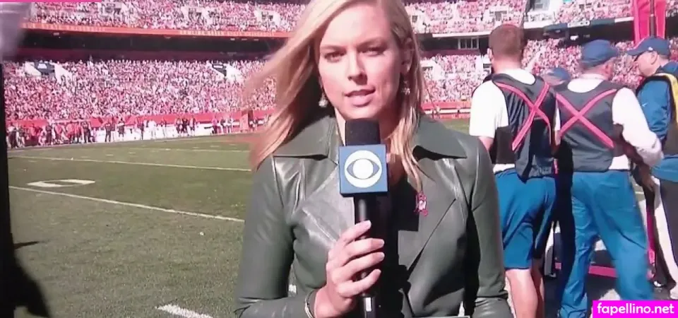 Jamie Erdahl OnlyFans Thumbnail #q2byh5nJFB