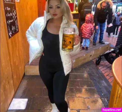 Jamie Hillyard OnlyFans Thumbnail #B70JTshfyi